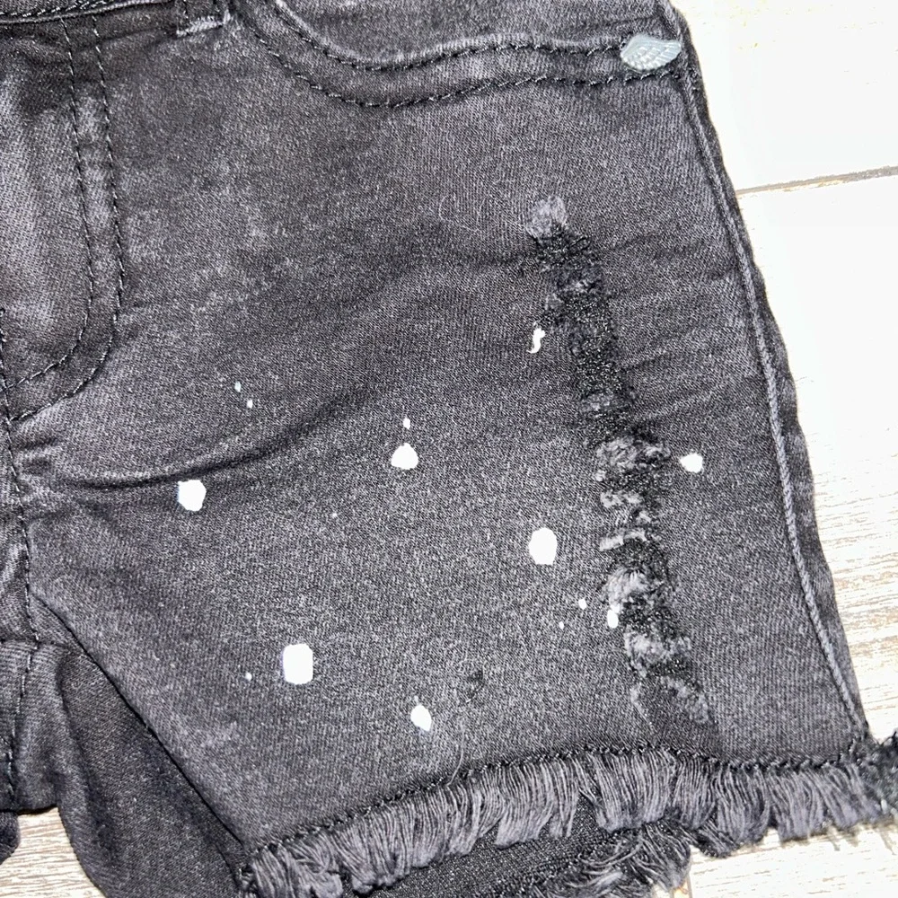 ⭐️NWOT 3 Pommes Black Denim Jean distressed Splattered Shorts with Pink Patch - Picture 3 of 7